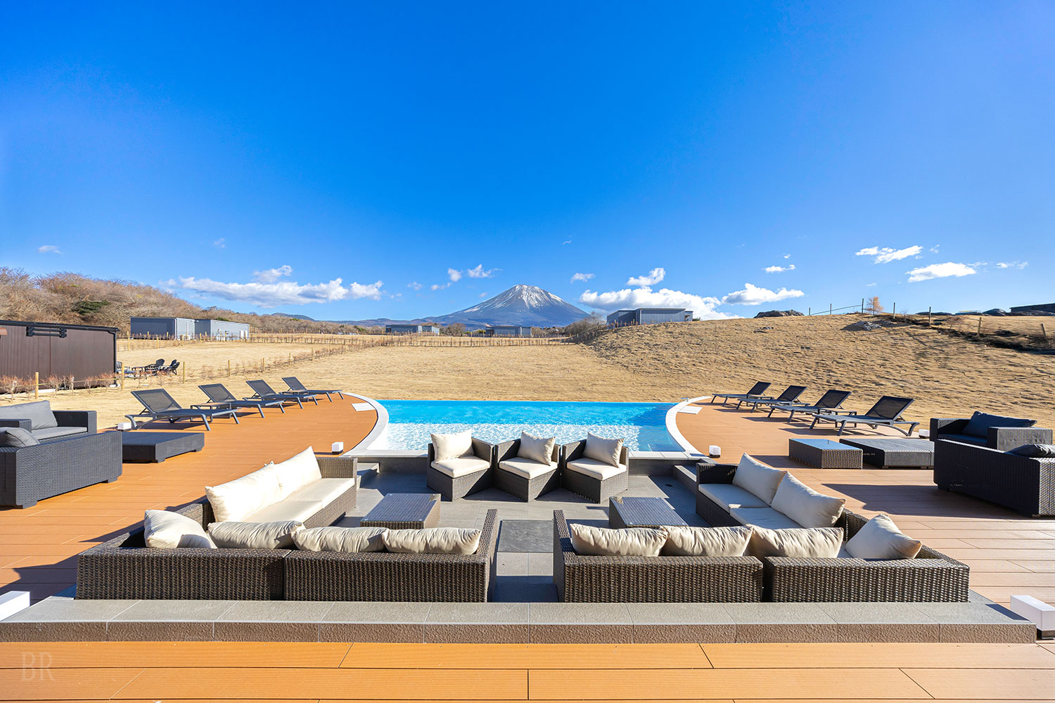 豪華露營B&V富士山河口湖