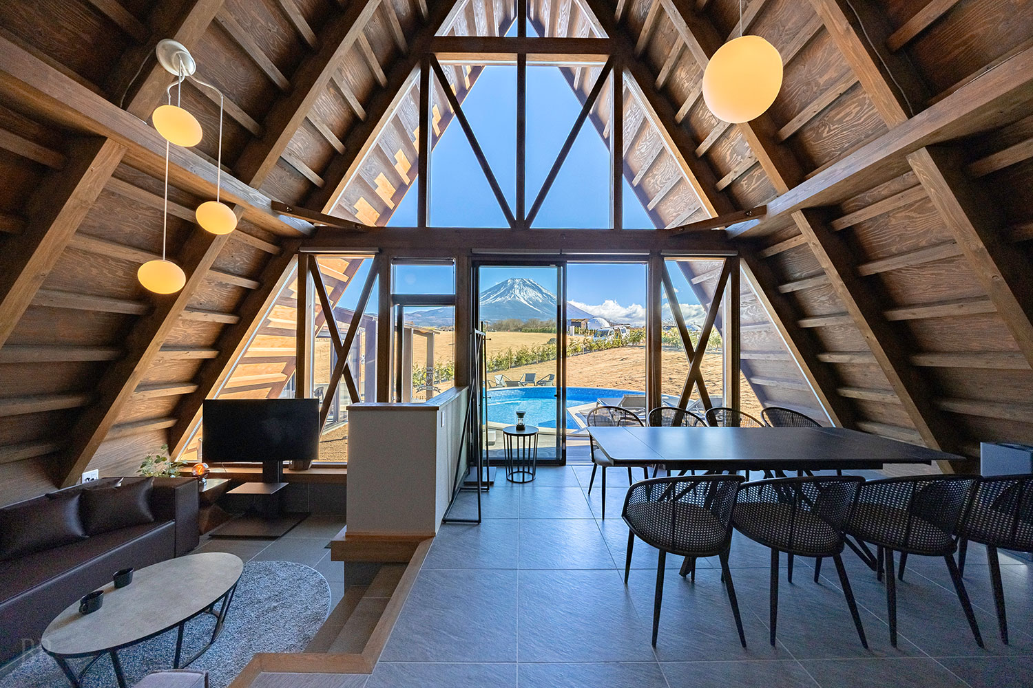 豪華露營B&V富士山河口湖